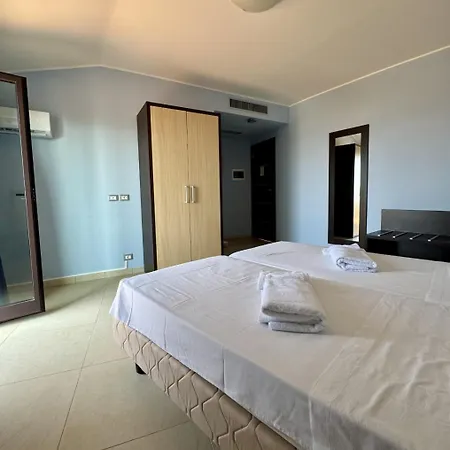 Syfar Palace